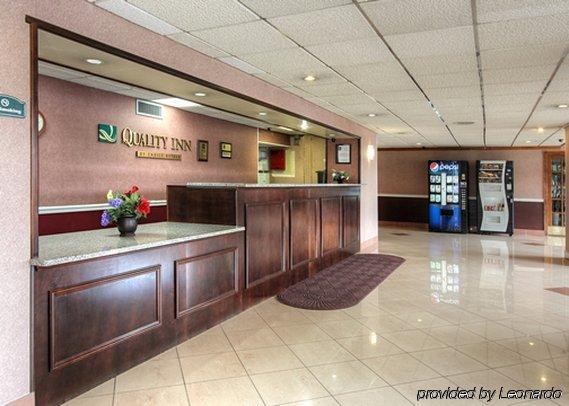 Days Inn 이스턴 내부 사진